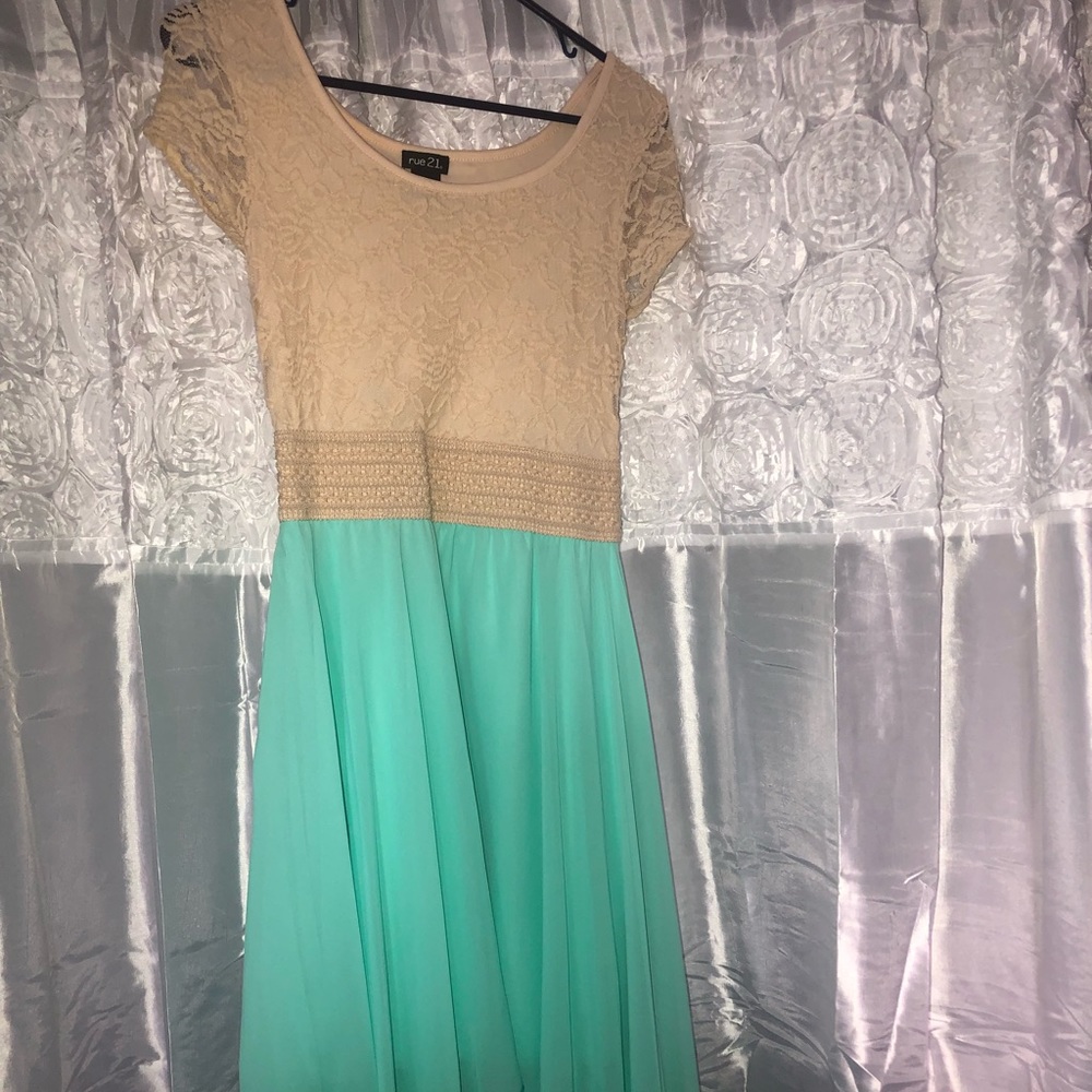 Rue 21 dress